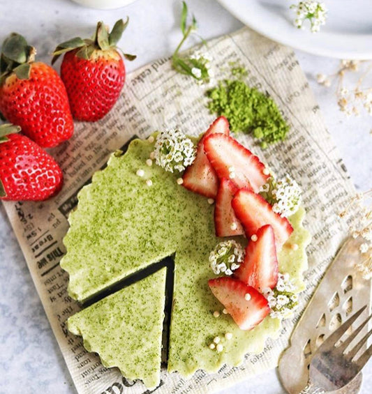 Vegan Matcha Cheesecake with Oreo Crust